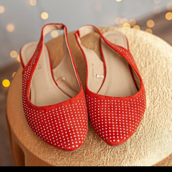 Red jeweled ankle strap flats size 9.5-10 - Picture 2 of 5